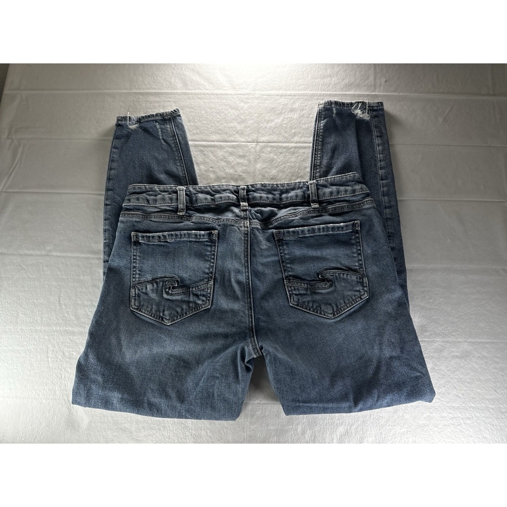 Silver Elyse‎ Women's 33x29 Skinny Jeans Y2K Blue Medium Wash Embroidered Denim